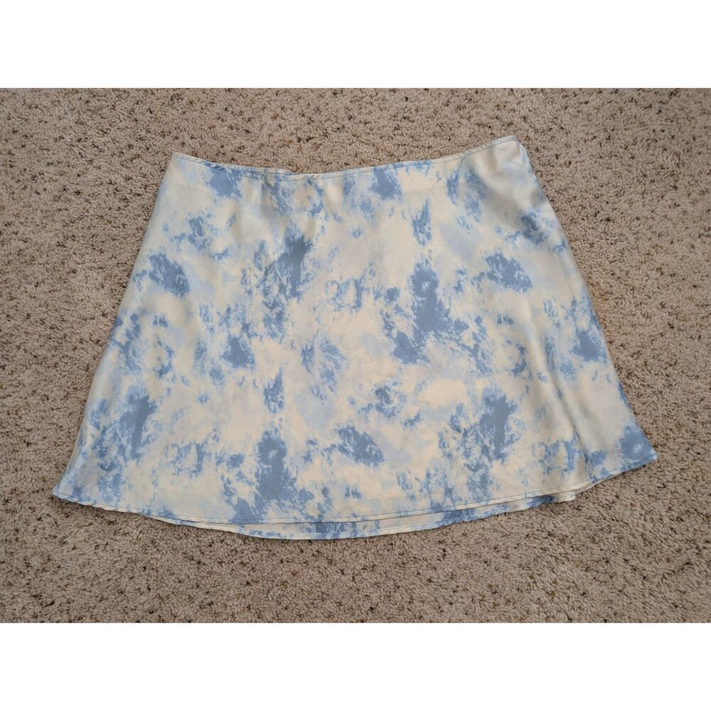 no boundaries satin mini skirt